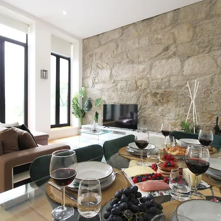 Unique Downtown Garden Appartement Oporto