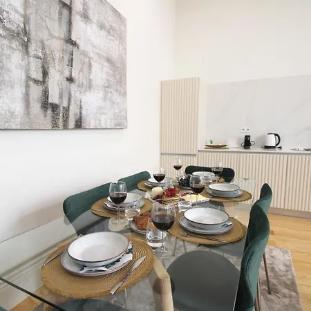 Apartment Unique Downtown Garden *