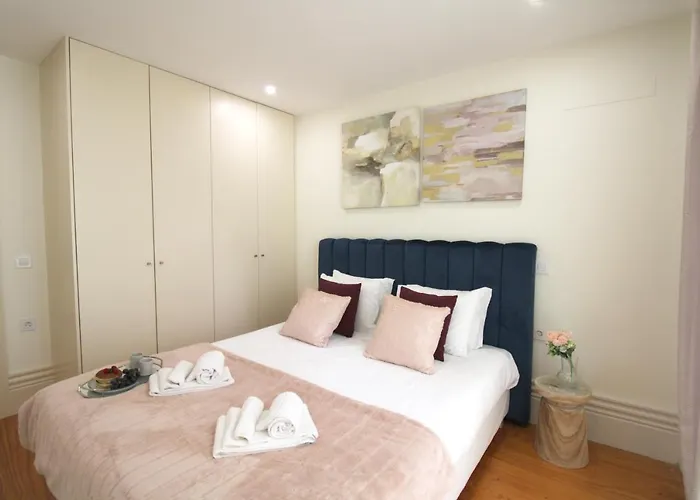 Unique Downtown Garden *