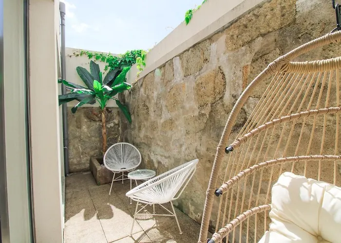 Unique Downtown Garden شقة